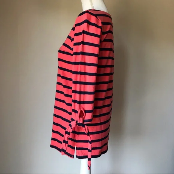 Old Navy t-shirt - Picture 3 of 6